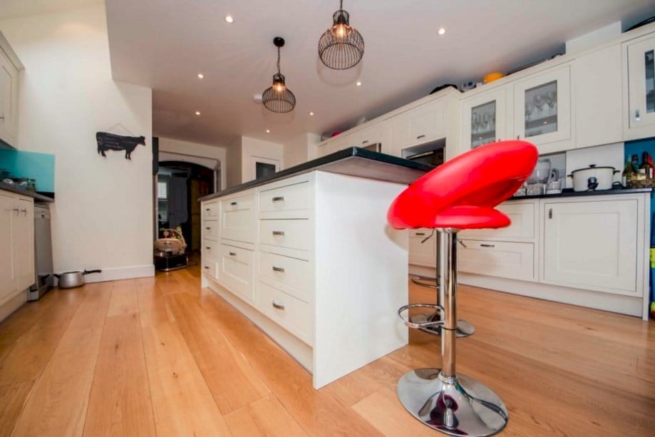Modern Kitchen Extension with Rooftop Terrace in Putney, London — image 7