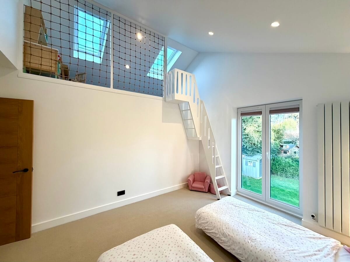 Large Double Storey House Extension in Surrey — image 13