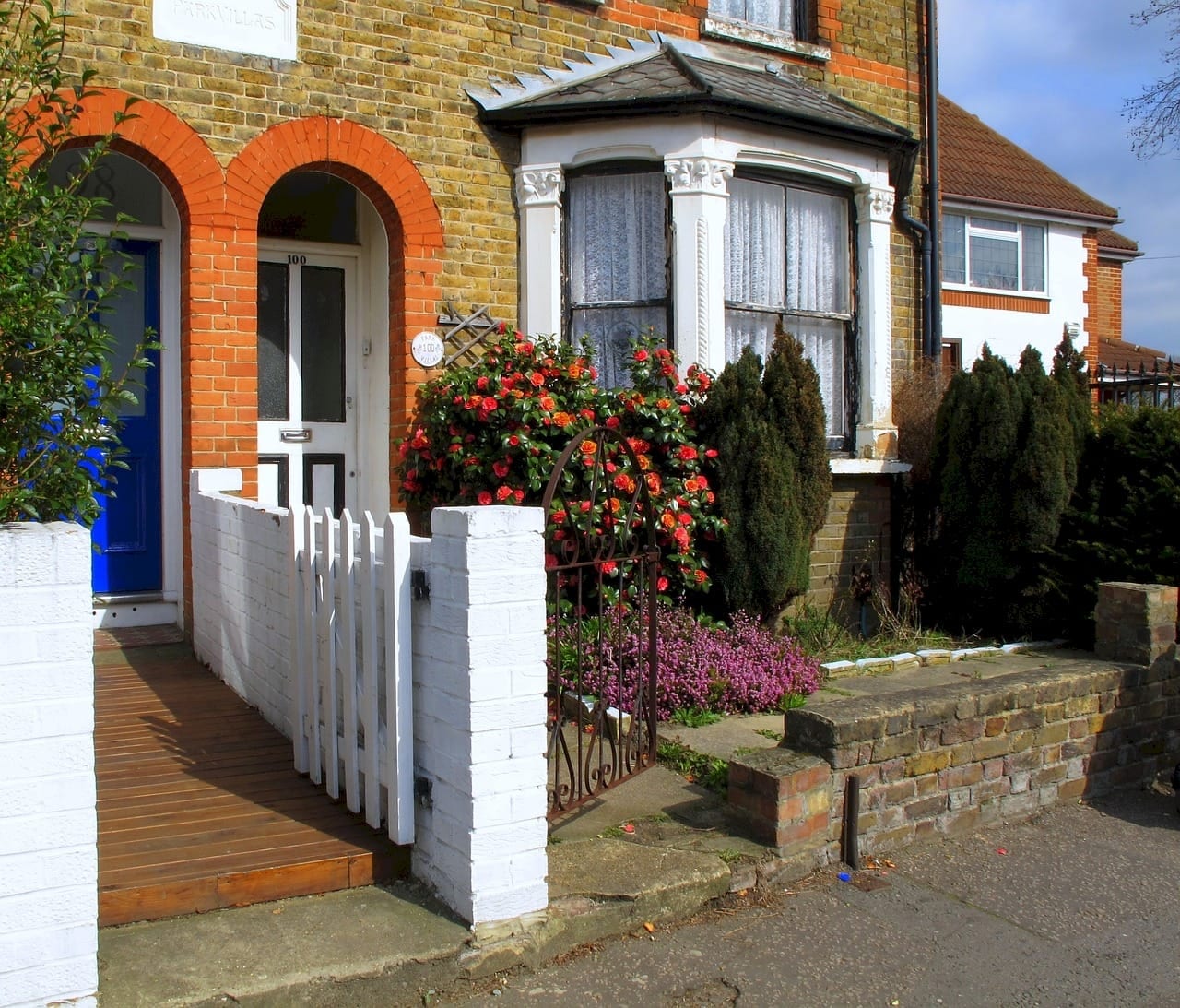New build versus extension — which is right for your London plot?